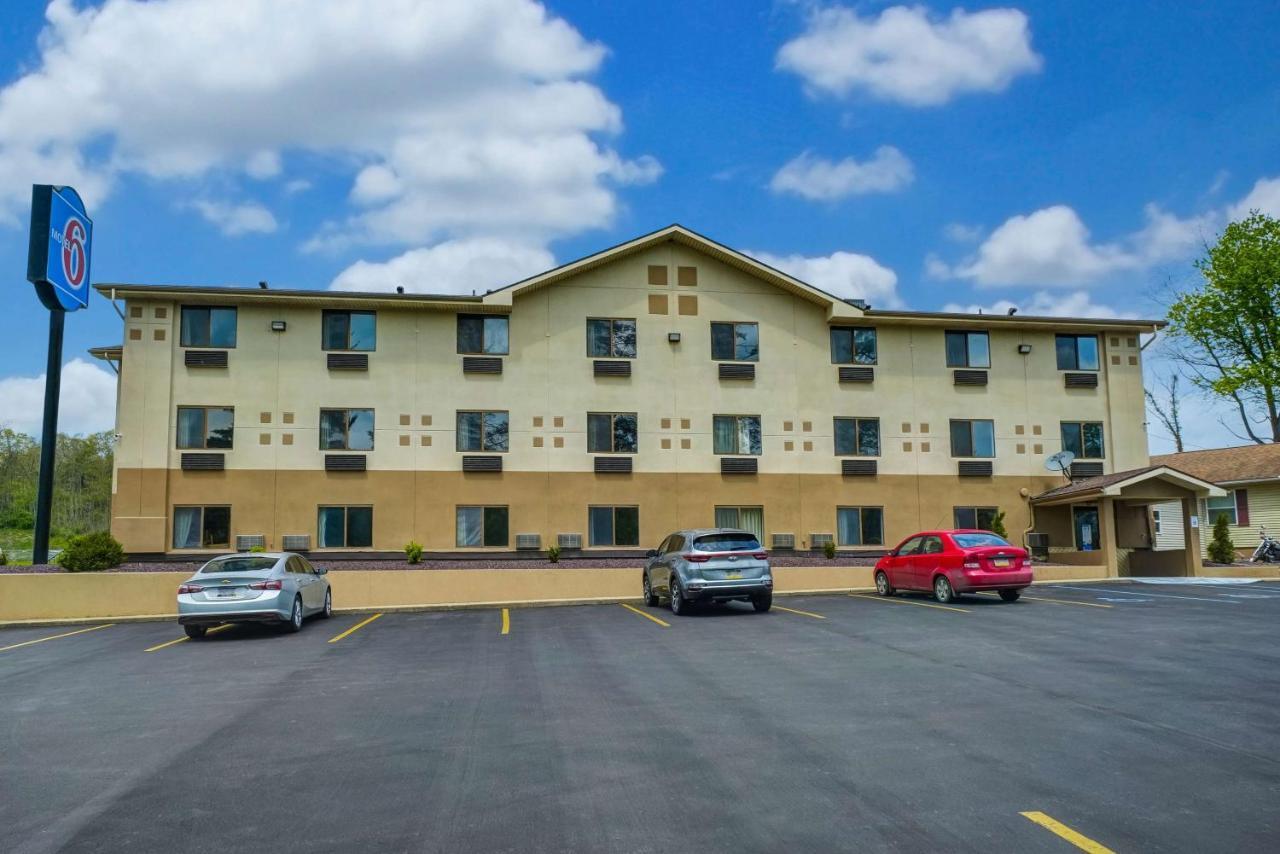 6-montoursville, Pa - Hotel Williamsport