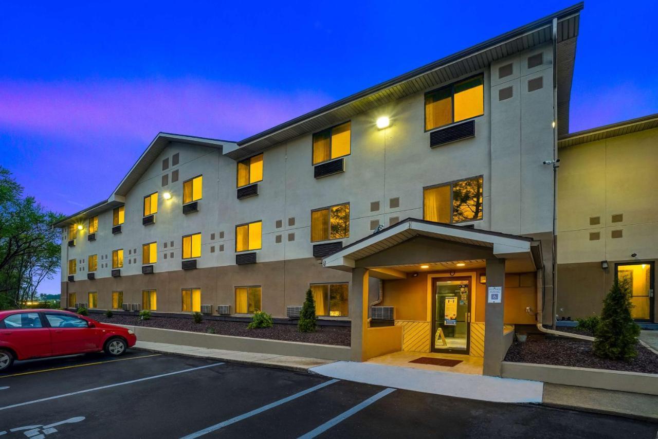 Hotel 6-montoursville, Pa -