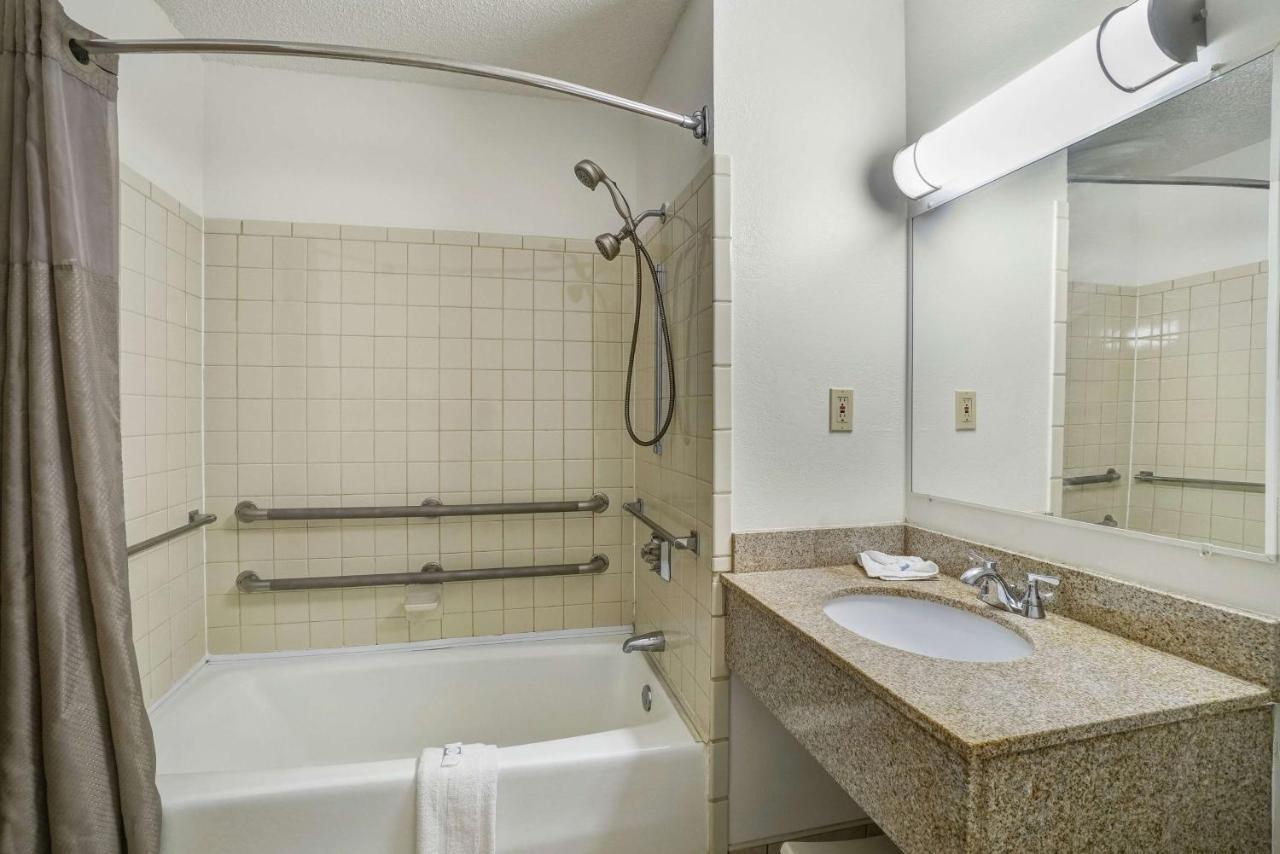 6-montoursville, Pa - 2*