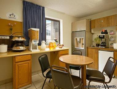 6-montoursville, Pa - Hotel