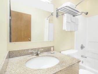 6-montoursville, Pa - Hotel Williamsport
